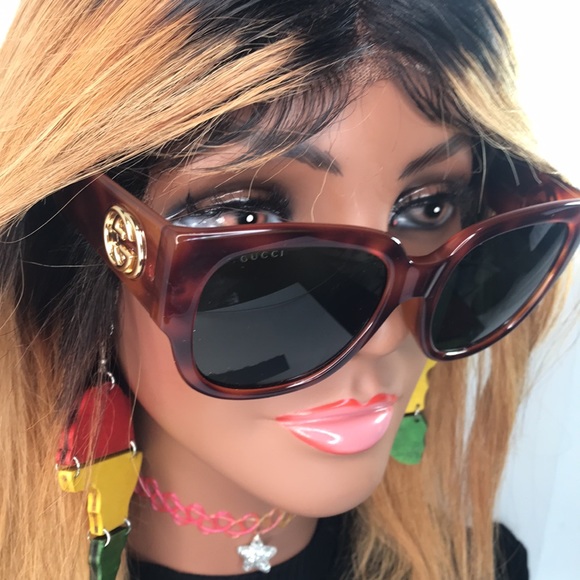 GUCCI❌Holidays Sales❌🎁
Brown Tortoise Shell Acetate Oversized Frame GG0142SA